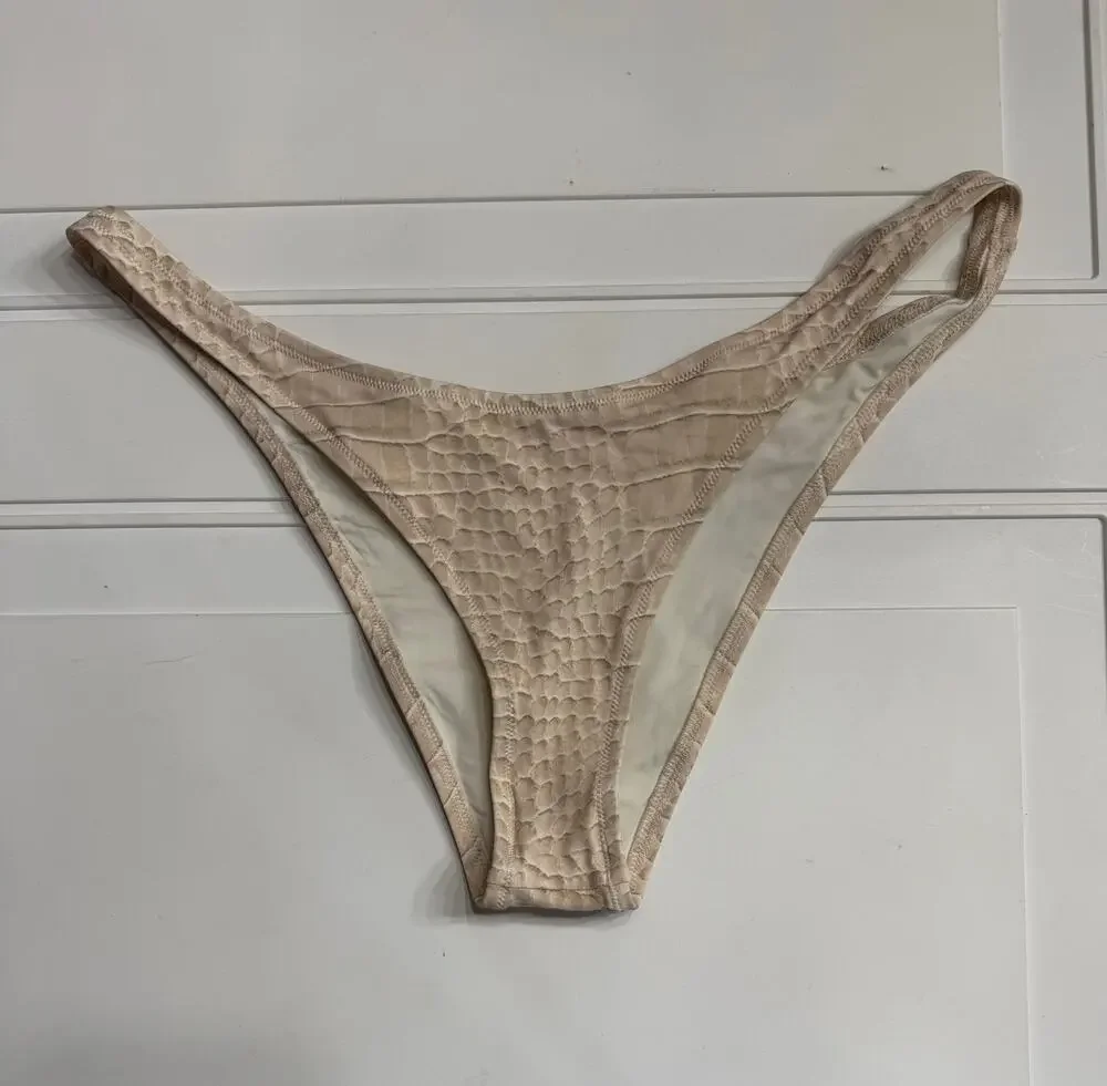 SKIMS Womens Sz L Egret Crocodile Print Cheeky Tanga Bikini Bottoms Swimsuit